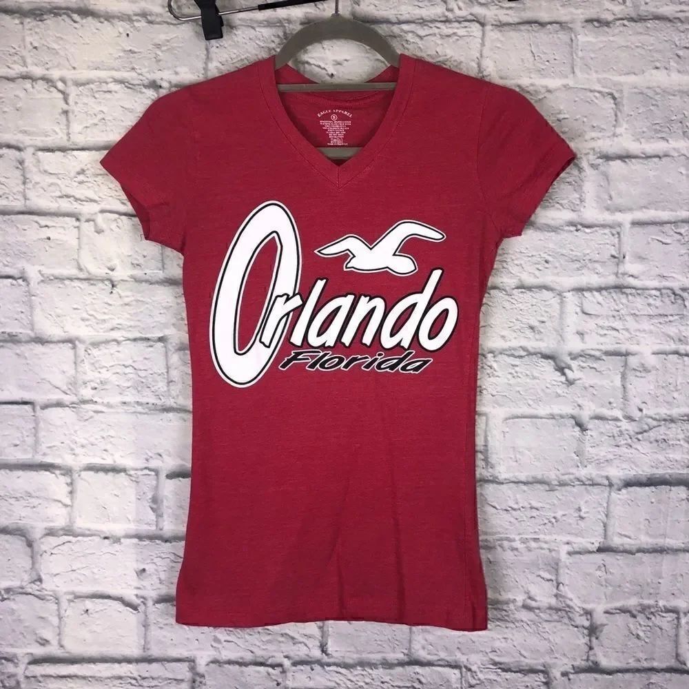 Eagle apparel v-neck print Orlando Fl top sz small